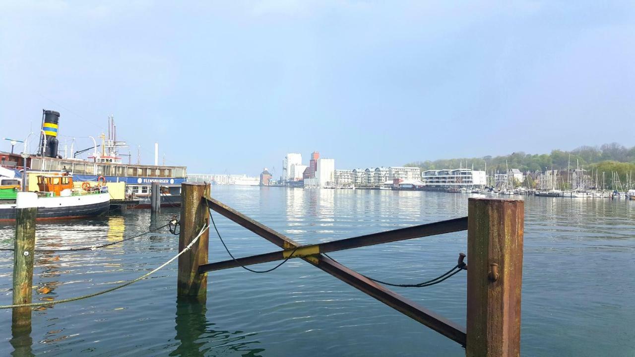 Rude 42 Flensburg Exterior foto